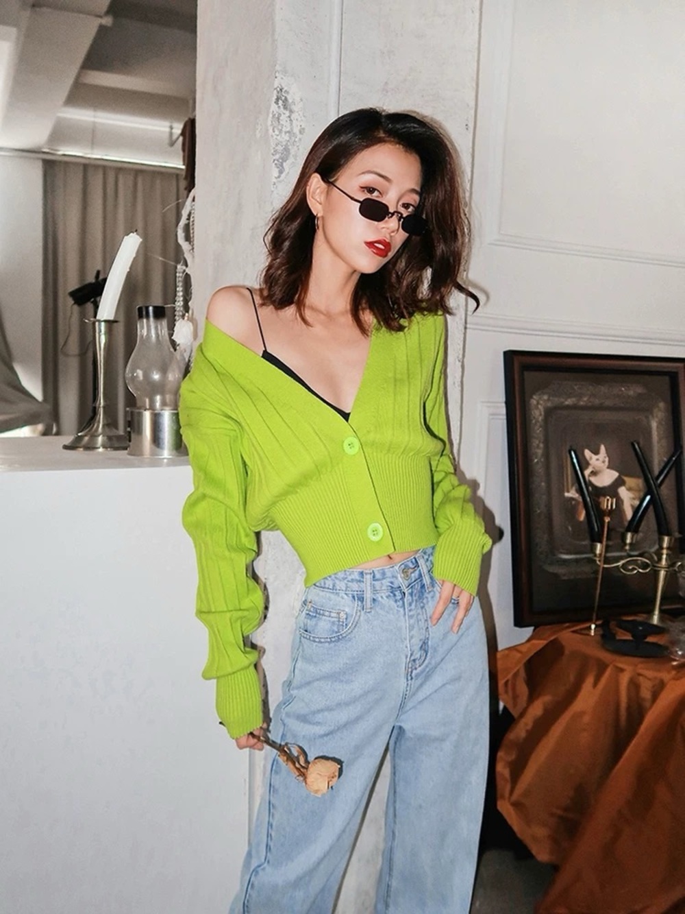 Cropped V-Neck Ribbed Cardigan Sweater - Lime Green
